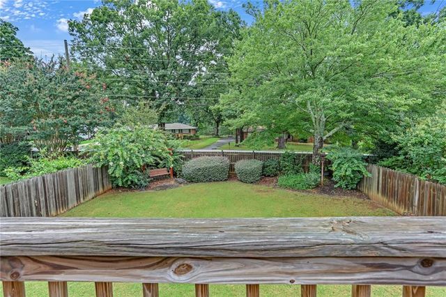 1910 Stockton Walk Lane, Snellville, GA 30078