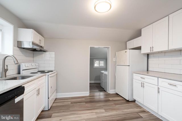 211 W FOUNDRY ST, Millville, NJ 08332