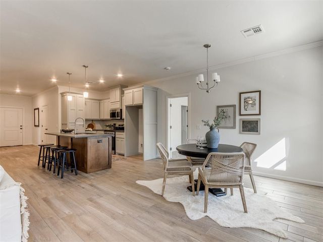 11728 SW 14th Street, Yukon, OK 73099