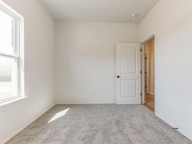 11728 SW 14th Street, Yukon, OK 73099