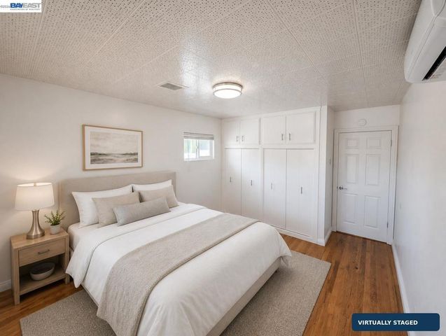 4125 Los Coyotes Diagonal, Lakewood, CA 90713