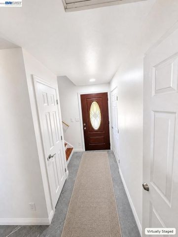 4125 Los Coyotes Diagonal, Lakewood, CA 90713