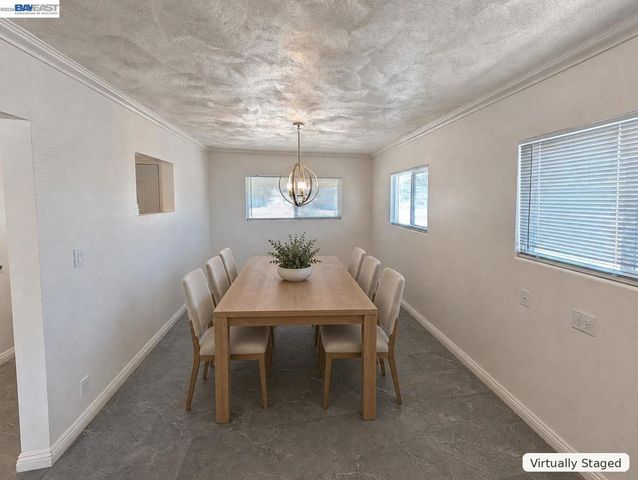 4125 Los Coyotes Diagonal, Lakewood, CA 90713