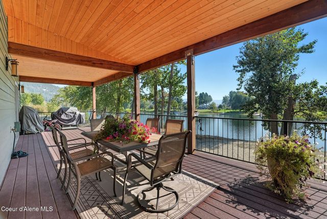 530 Cottonwood Dr, St. Maries, ID 83861