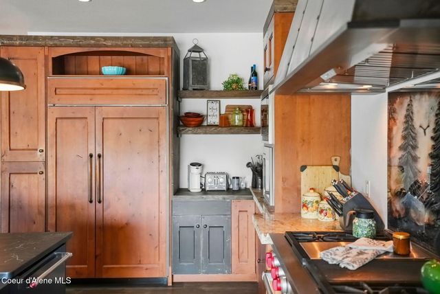 530 Cottonwood Dr, St. Maries, ID 83861