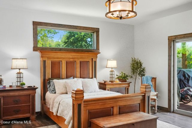 530 Cottonwood Dr, St. Maries, ID 83861