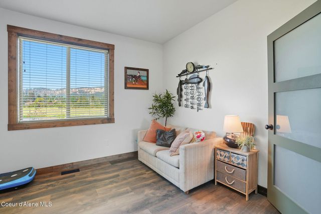 530 Cottonwood Dr, St. Maries, ID 83861