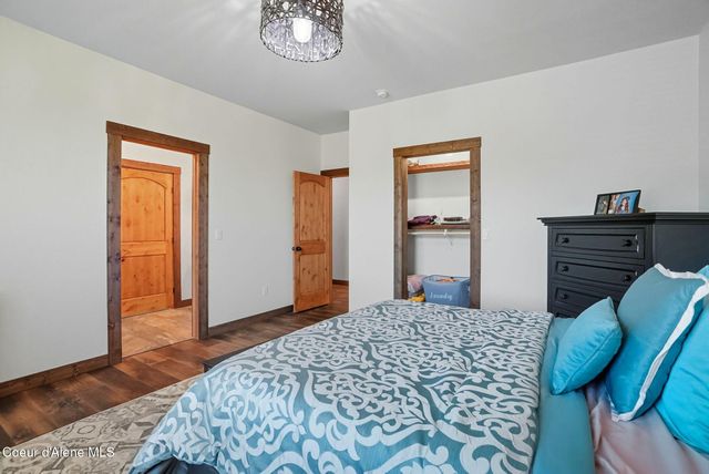 530 Cottonwood Dr, St. Maries, ID 83861