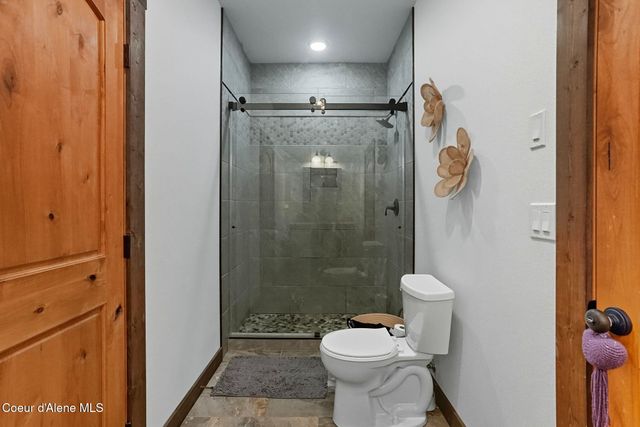 530 Cottonwood Dr, St. Maries, ID 83861