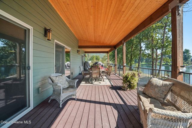 530 Cottonwood Dr, St. Maries, ID 83861