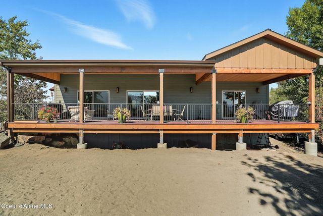 530 Cottonwood Dr, St. Maries, ID 83861