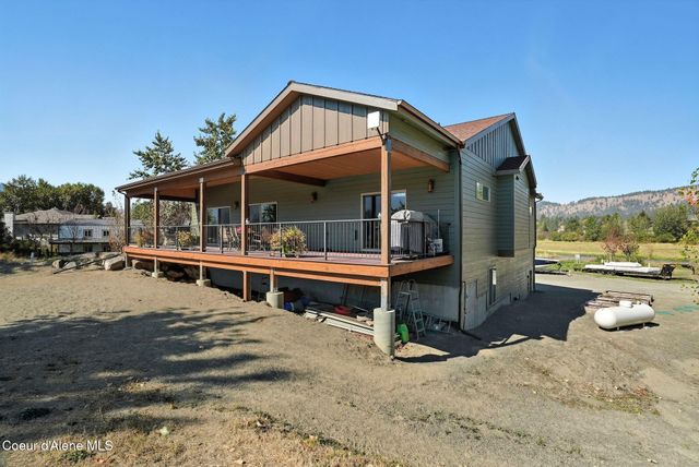 530 Cottonwood Dr, St. Maries, ID 83861