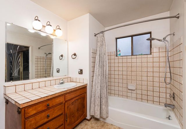 5342 Buttonwood Ct, Foresthill, CA 95631