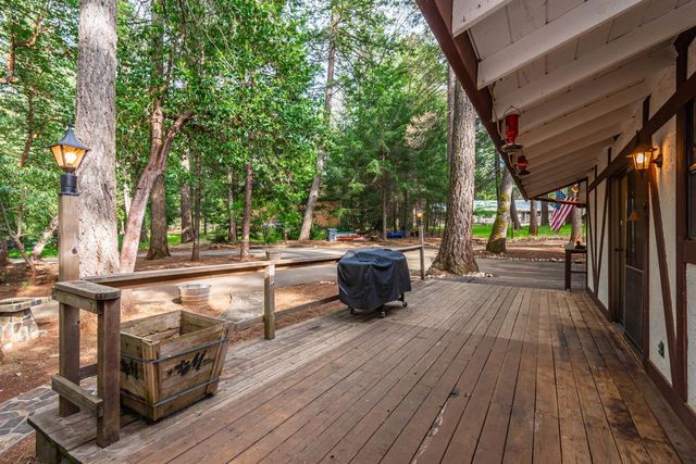5342 Buttonwood Ct, Foresthill, CA 95631