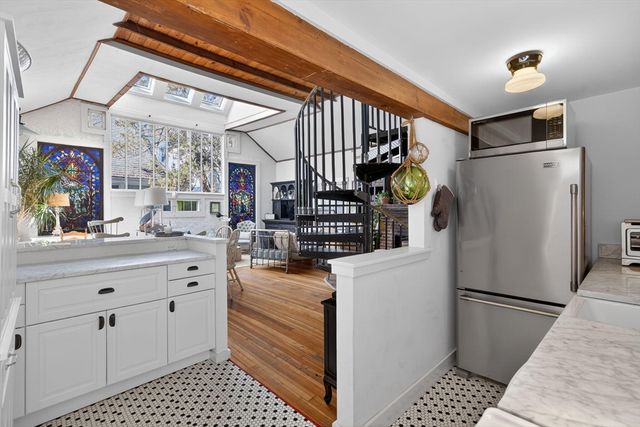 5 Webster Place, Provincetown, MA 02657