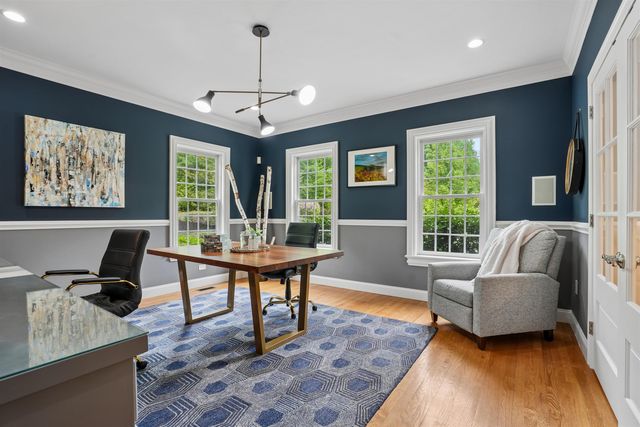14 Aspen Lane, Bedford, NH 03110