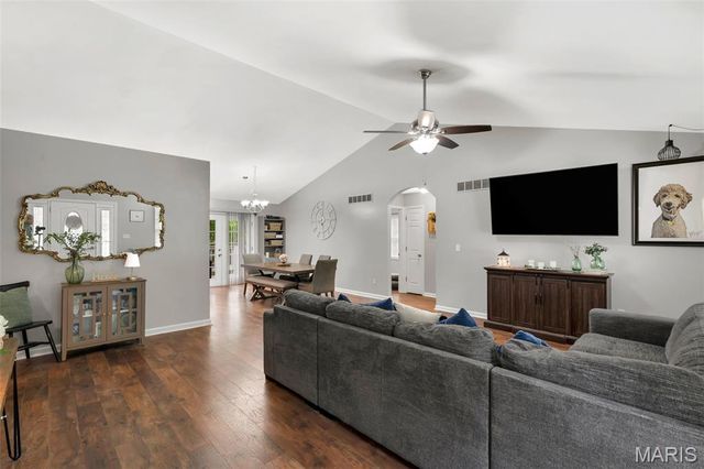 9764 Lee Drive, Hillsboro, MO 63050