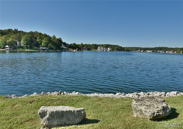 9764 Lee Drive, Hillsboro, MO 63050