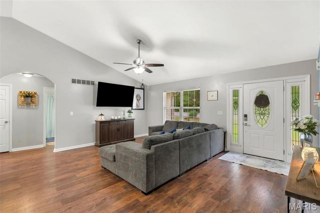 9764 Lee Drive, Hillsboro, MO 63050