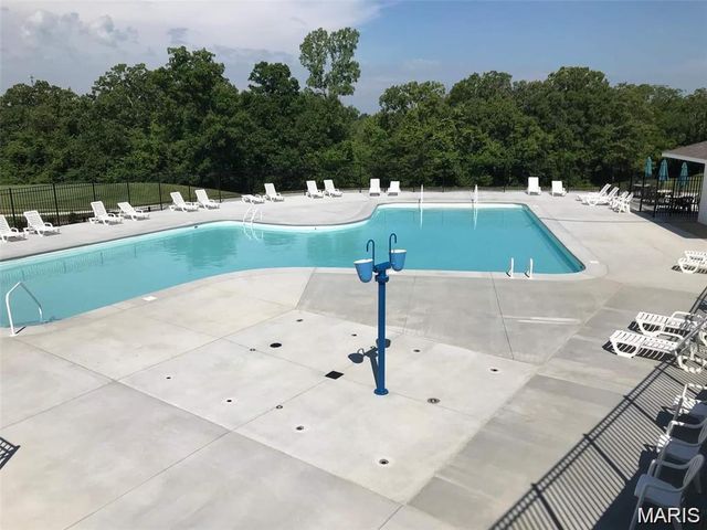9764 Lee Drive, Hillsboro, MO 63050