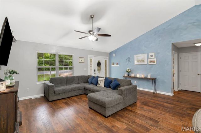 9764 Lee Drive, Hillsboro, MO 63050