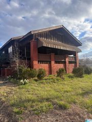 105 2ND AVENUE, Oneonta, AL 35121