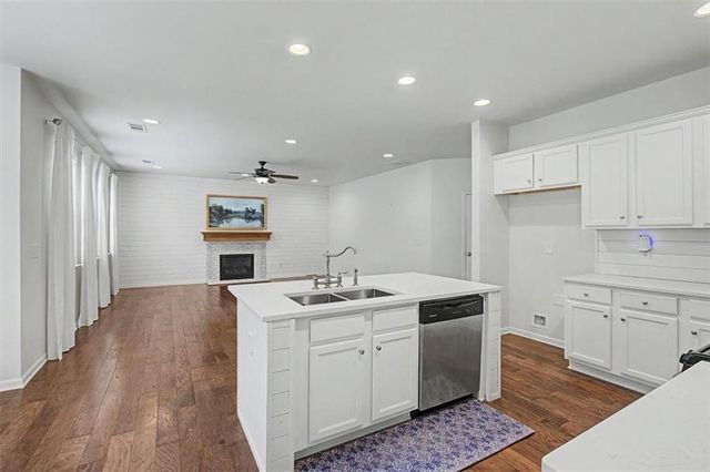 144 Boxwood Way, Dallas, GA 30132