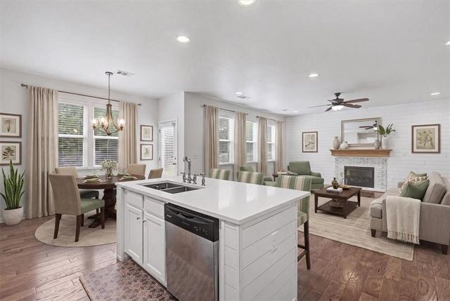144 Boxwood Way, Dallas, GA 30132