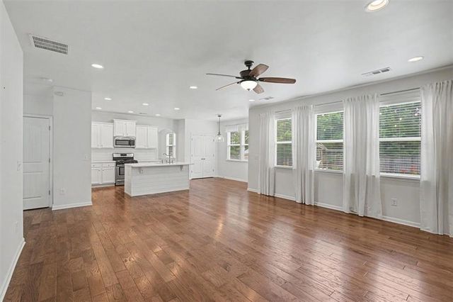 144 Boxwood Way, Dallas, GA 30132