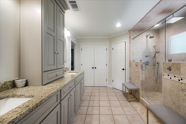 9190 ROCKY HILLS DR, Cordova, TN 38018