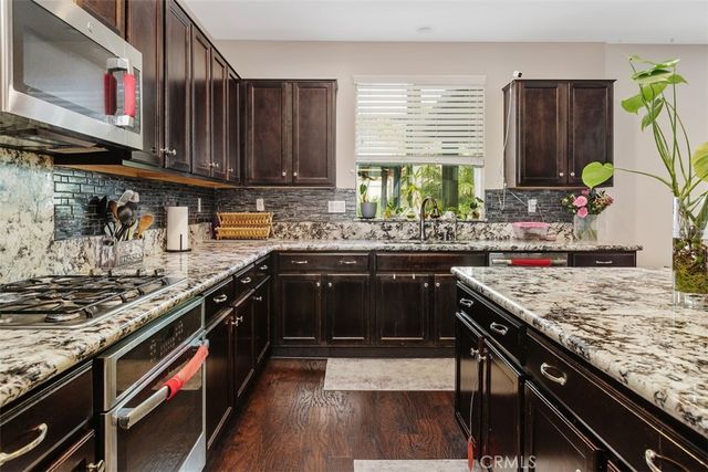 30532 Hollybrooke Lane, Murrieta, CA 92563