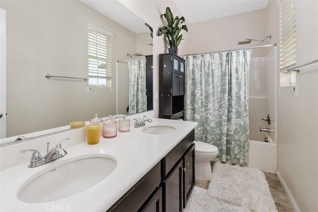 30532 Hollybrooke Lane, Murrieta, CA 92563