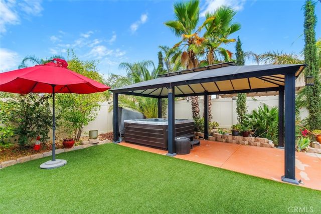 30532 Hollybrooke Lane, Murrieta, CA 92563