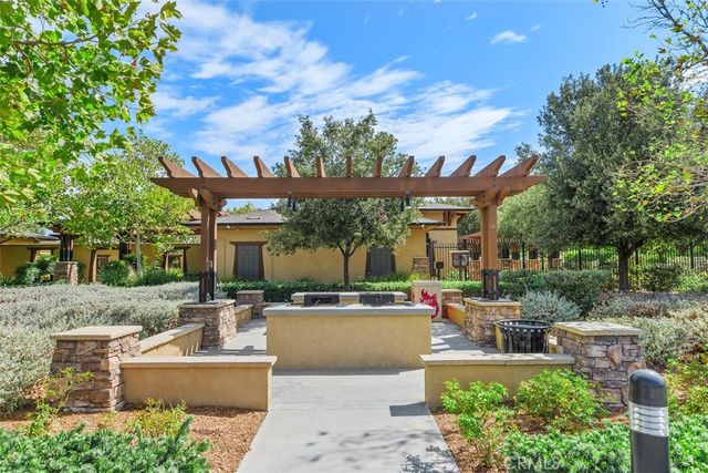 30532 Hollybrooke Lane, Murrieta, CA 92563
