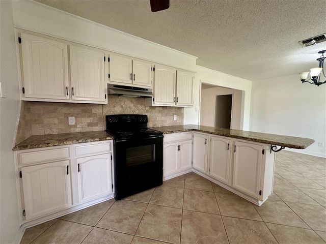 519 Magnolia Drive, Jennings, LA 70546