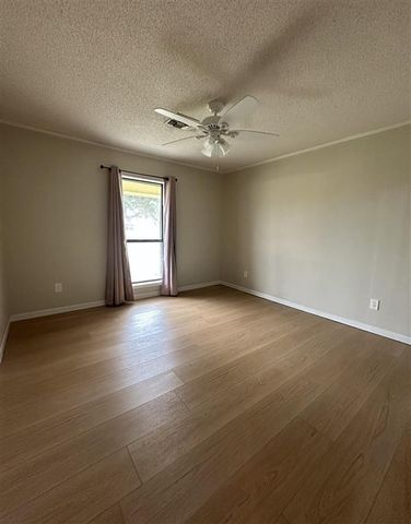 519 Magnolia Drive, Jennings, LA 70546