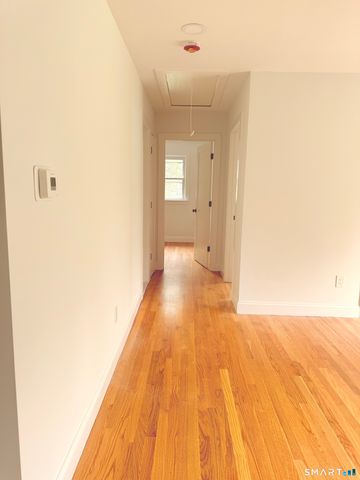 26 Mabel Avenue, Danbury, CT 06811