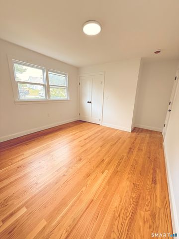 26 Mabel Avenue, Danbury, CT 06811