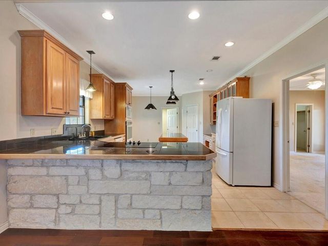 759 W Barnum Loop, Corrigan, TX 75939