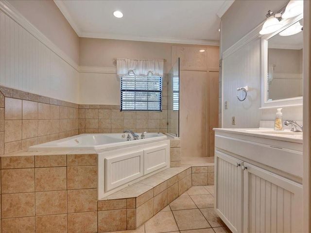 759 W Barnum Loop, Corrigan, TX 75939