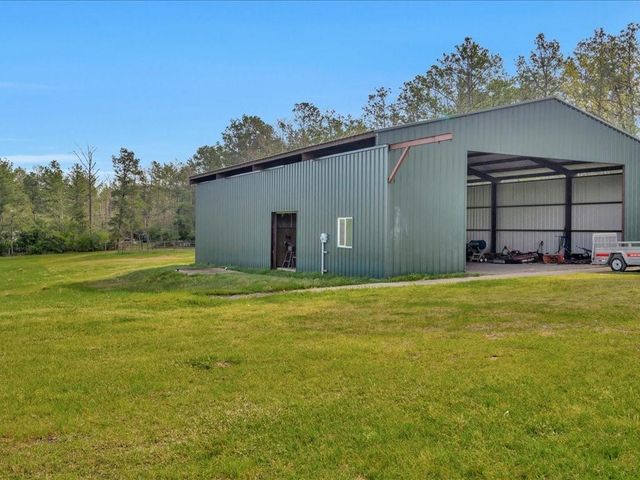 759 W Barnum Loop, Corrigan, TX 75939