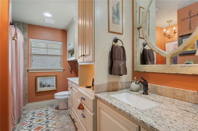 1208 Ashburn Avenue, College Station, TX 77840