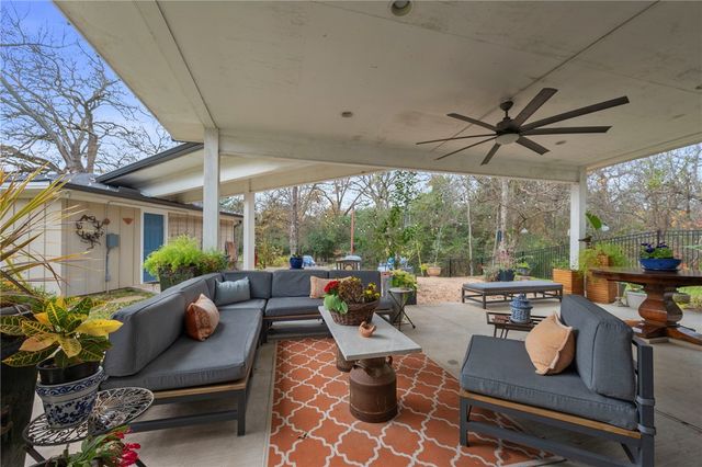 1208 Ashburn Avenue, College Station, TX 77840