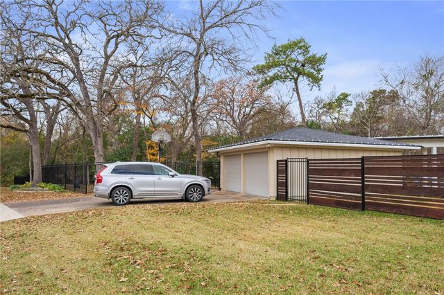 1208 Ashburn Avenue, College Station, TX 77840