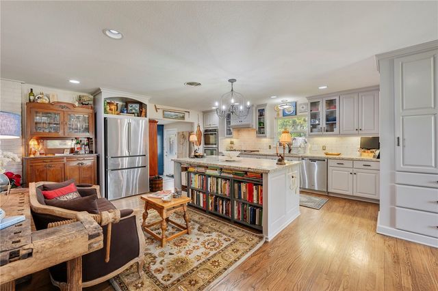 1208 Ashburn Avenue, College Station, TX 77840