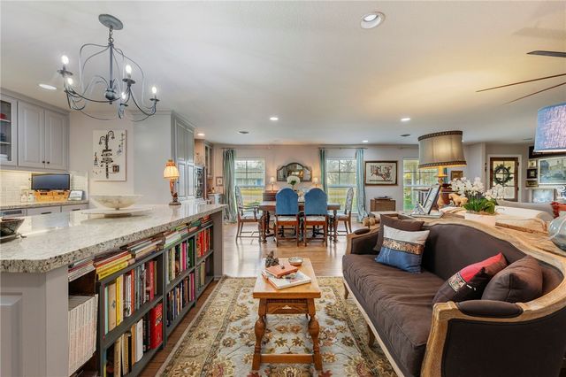 1208 Ashburn Avenue, College Station, TX 77840