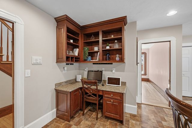 16 Hazen Ave, Haverhill, MA 01830