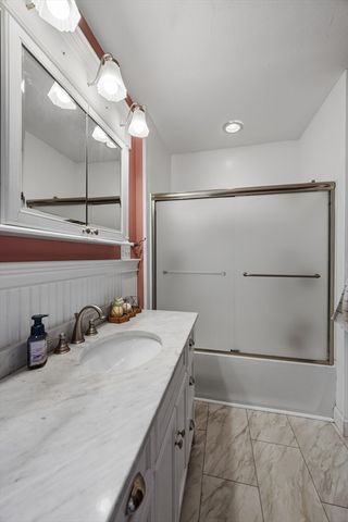 16 Hazen Ave, Haverhill, MA 01830