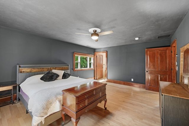 16 Hazen Ave, Haverhill, MA 01830