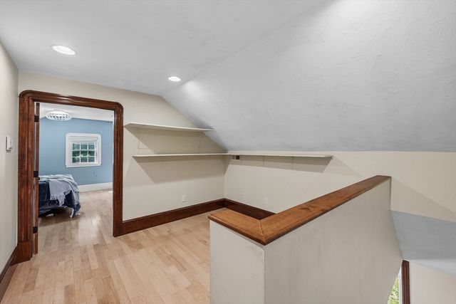 16 Hazen Ave, Haverhill, MA 01830
